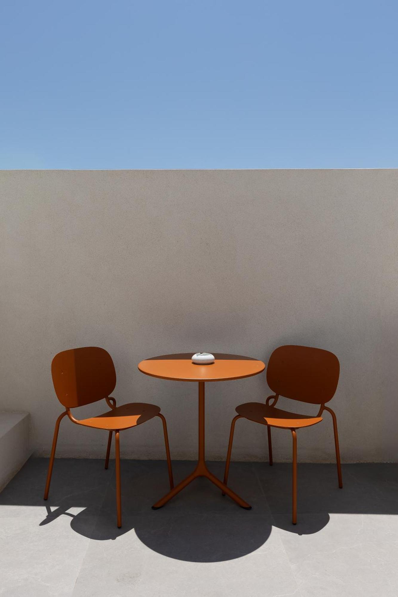 Neo Suites Fira  Luaran gambar