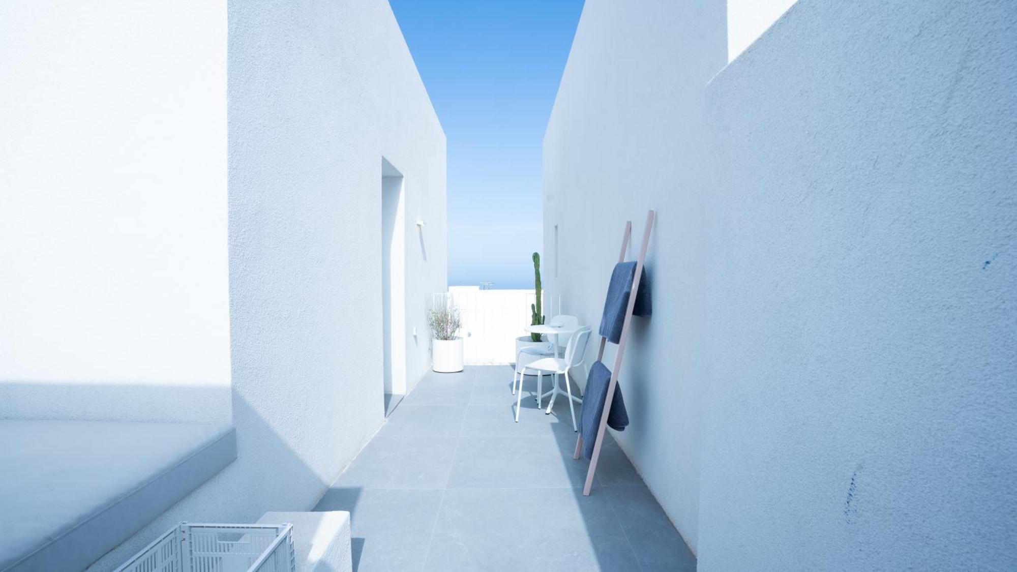 Neo Suites Fira  Luaran gambar
