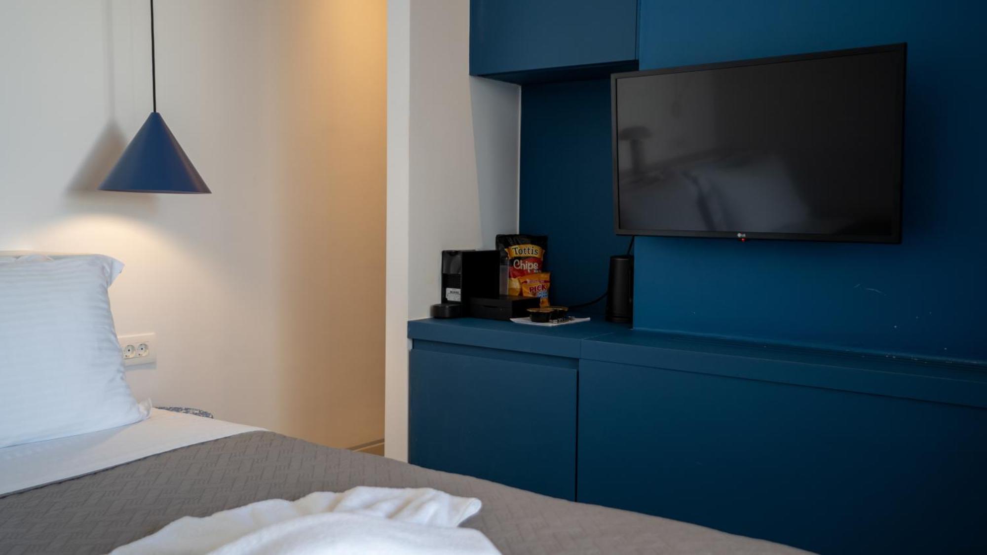 Neo Suites Fira  Luaran gambar